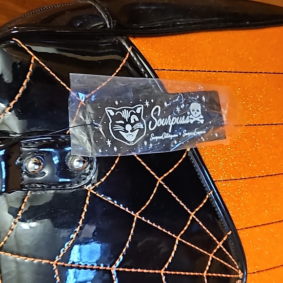Sourpuss Halloween Spiderweb Bowler bag Purse HTF rockabilly - Picture 2 of 4